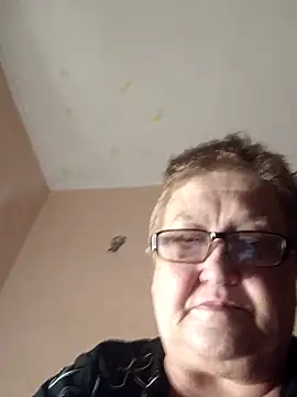 Snapshot of Katherine735 chatting on February 2026 07:37:01 PM Katherine735 online show from February 2026 07:37:01 PM