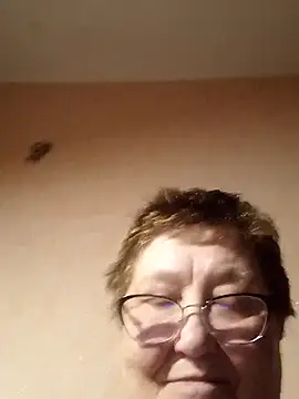 Snapshot of Katherine735 chatting on March 2026 09:30:02 PM Katherine735 online show from March 2026 09:30:02 PM