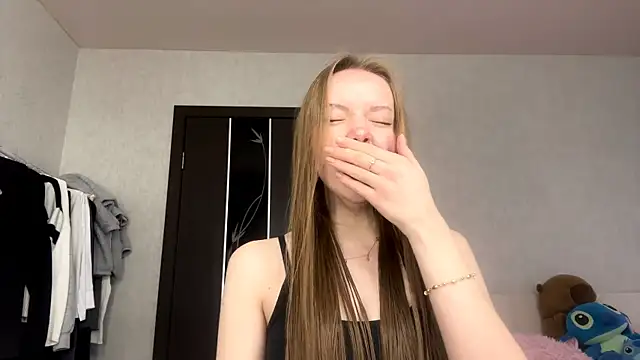 Snapshot of AntoniaMoravick chatting on November 2025 07:18:01 AM AntoniaMoravick online show from November 2025 07:18:01 AM