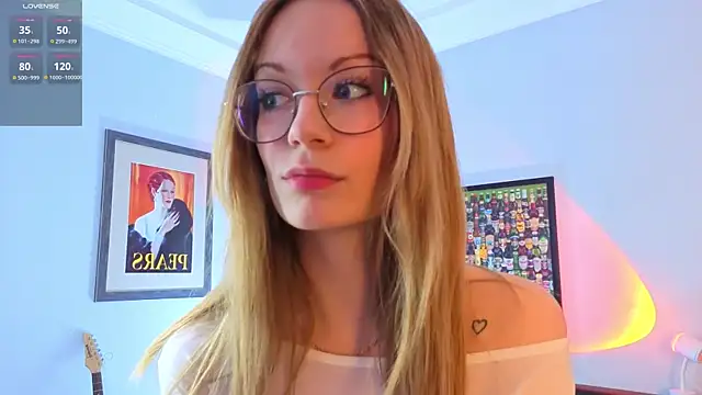 Snapshot of Edlin_gail chatting on November 2025 02:29:01 PM Edlin gail online show from November 2025 02:29:01 PM