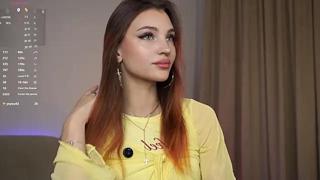 Snapshot of beckymadsons chatting on October 2025 03:12:01 PM beckymadsons online show from October 2025 03:12:01 PM