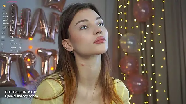 Snapshot of beckymadsons chatting on December 2025 11:14:02 AM beckymadsons online show from December 2025 11:14:02 AM