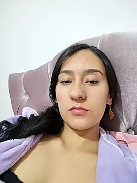 Snapshot of Candyblazz chatting on October 2025 03:42:01 AM Candyblazz online show from October 2025 03:42:01 AM