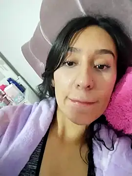 Snapshot of Candyblazz chatting on October 2025 08:31:01 PM Candyblazz online show from October 2025 08:31:01 PM