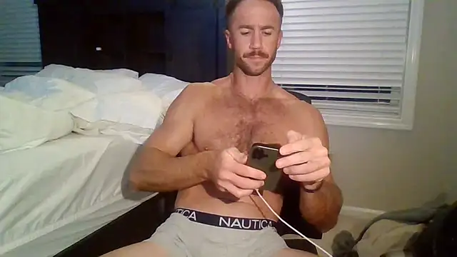 Snapshot of Hammer1128 chatting on November 2025 06:12:01 AM Hammer1128 online show from November 2025 06:12:01 AM