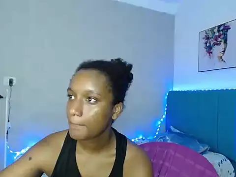 Snapshot of millysweetass chatting on November 2025 01:22:02 PM millysweetass online show from November 2025 01:22:02 PM