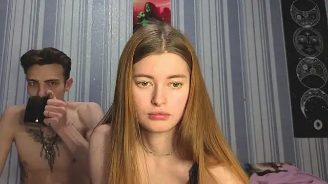 EmiliaCouple online show from May 2026 04:57:02 PM