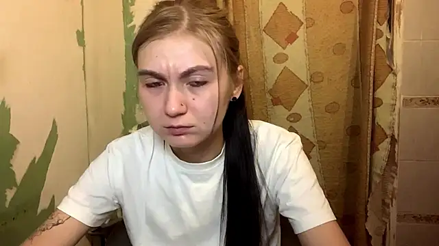 Snapshot of ArianeBhayani chatting on October 2025 09:31:02 PM ArianeBhayani online show from October 2025 09:31:02 PM