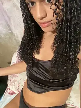 Snapshot of Scarlett_Vyxen25 chatting on November 2025 05:55:02 PM Scarlett Vyxen25 online show from November 2025 05:55:02 PM