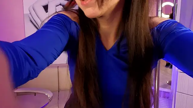 Snapshot of AkiraRH chatting on October 2025 10:49:02 AM AkiraRH online show from October 2025 10:49:02 AM
