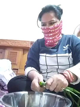 Snapshot of Honey-26 chatting on November 2025 02:22:01 PM Honey-26 online show from November 2025 02:22:01 PM