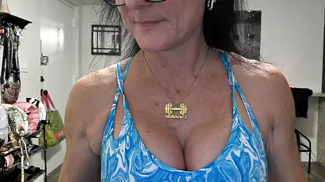 Snapshot of carothepro chatting on October 2025 12:32:02 AM carothepro online show from October 2025 12:32:02 AM