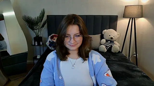 Snapshot of Briarx chatting on November 2025 10:52:02 PM Briarx online show from November 2025 10:52:02 PM