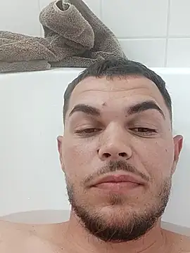 Snapshot of Alexszader36 chatting on October 2025 06:51:01 PM Alexszader36 online show from October 2025 06:51:01 PM