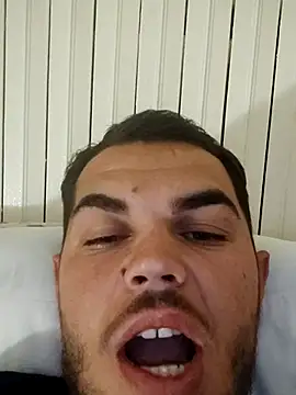 Snapshot of Alexszader36 chatting on November 2025 08:21:01 PM Alexszader36 online show from November 2025 08:21:01 PM