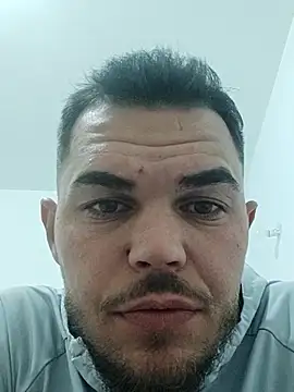 Snapshot of Alexszader36 chatting on November 2025 07:23:02 PM Alexszader36 online show from November 2025 07:23:02 PM