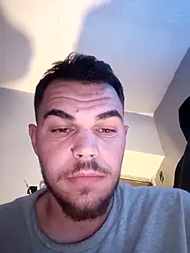 Snapshot of Alexszader36 chatting on December 2025 12:29:01 AM Alexszader36 online show from December 2025 12:29:01 AM