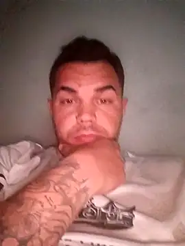 Alexszader36 online show from March 2026 10:03:02 PM