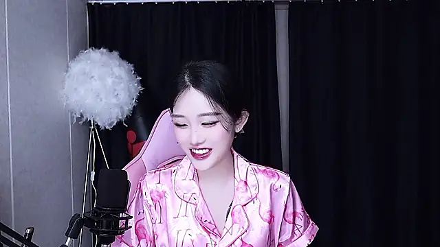 Snapshot of MISA_02 chatting on October 2025 12:06:02 PM MISA 02 online show from October 2025 12:06:02 PM