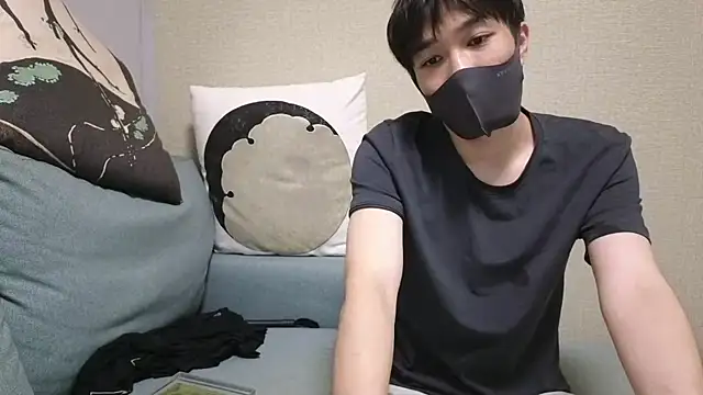 Snapshot of natesui chatting on October 2025 09:48:02 PM natesui online show from October 2025 09:48:02 PM