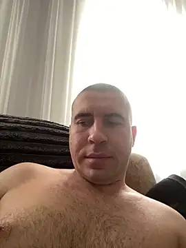 AronMode online show from November 2025 11:10:01 AM