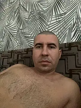 AronMode online show from December 2025 11:41:02 AM