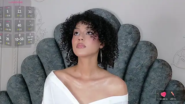 Snapshot of Lila-Rose chatting on October 2025 12:36:02 AM Lila-Rose online show from October 2025 12:36:02 AM