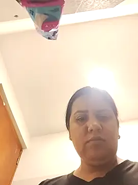 Snapshot of Candy-Samanthy chatting on October 2025 04:37:01 AM Candy-Samanthy online show from October 2025 04:37:01 AM