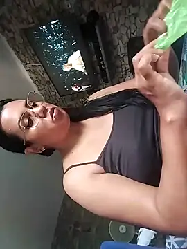 Snapshot of Candy-Samanthy chatting on October 2025 01:56:01 PM Candy-Samanthy online show from October 2025 01:56:01 PM