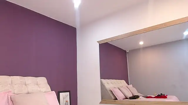 Snapshot of Valerii_Mariin chatting on November 2025 07:35:01 PM Valerii Mariin online show from November 2025 07:35:01 PM