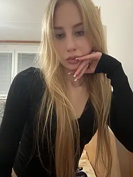 Snapshot of JudithCarly chatting on November 2025 10:09:02 PM JudithCarly online show from November 2025 10:09:02 PM