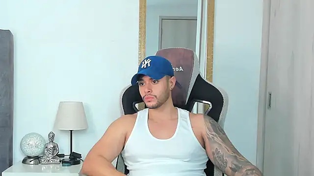 Snapshot of Ken_mailik1 chatting on February 2026 01:28:02 AM Ken mailik1 online show from February 2026 01:28:02 AM