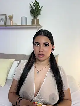 shainadavis online show from April 2026 03:09:01 AM
