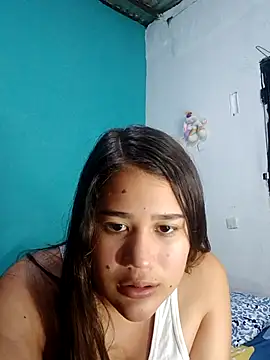 Snapshot of LindaaModel chatting on October 2025 01:59:02 AM LindaaModel online show from October 2025 01:59:02 AM