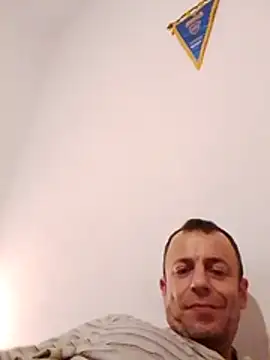 jjLARAY online show from October 2025 08:57:02 AM