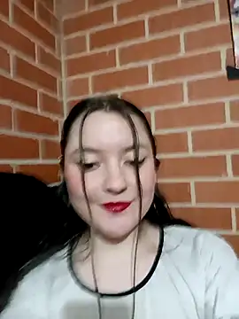 Snapshot of 1Sweet_Eva chatting on November 2025 03:28:01 AM 1Sweet Eva online show from November 2025 03:28:01 AM