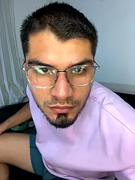 Snapshot of mirallesandbig chatting on November 2025 11:04:02 PM mirallesandbig online show from November 2025 11:04:02 PM