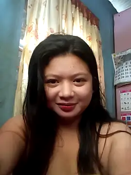Snapshot of xHotMommaXx chatting on October 2025 05:17:02 AM xHotMommaXx online show from October 2025 05:17:02 AM