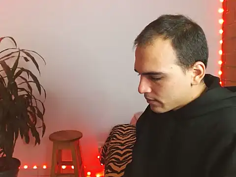 Snapshot of Maax3023 chatting on October 2025 01:01:01 PM Maax3023 online show from October 2025 01:01:01 PM