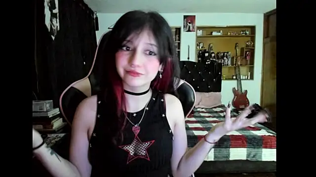 Maki Zein  online show from May 2026 04:06:01 AM