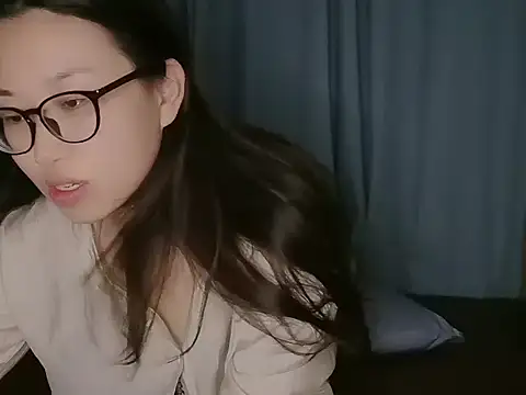 Snapshot of Ava-258 chatting on October 2025 06:20:01 PM Ava-258 online show from October 2025 06:20:01 PM
