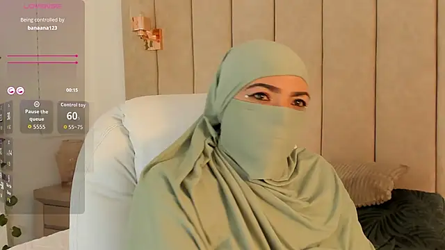  naylaa  online show from November 2025 03:50:01 AM