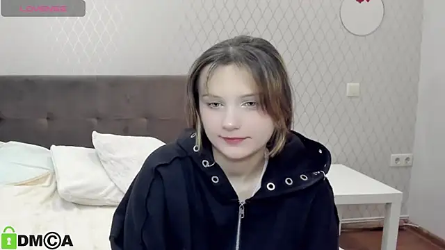 Snapshot of SofiMuse chatting on October 2025 06:56:01 AM SofiMuse online show from October 2025 06:56:01 AM