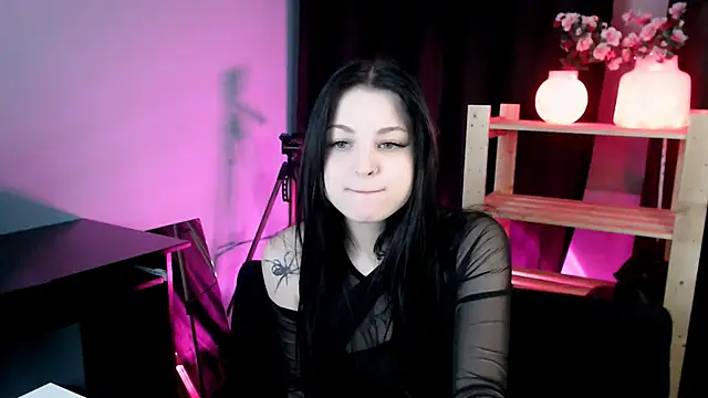 Snapshot of nikadinny chatting on November 2025 12:32:01 AM nikadinny online show from November 2025 12:32:01 AM