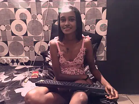 Snapshot of sassyindian01 chatting on October 2025 08:02:02 AM sassyindian01 online show from October 2025 08:02:02 AM