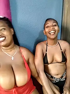 Snapshot of SweetBedroomEyez chatting on April 2026 12:32:02 PM SweetBedroomEyez online show from April 2026 12:32:02 PM