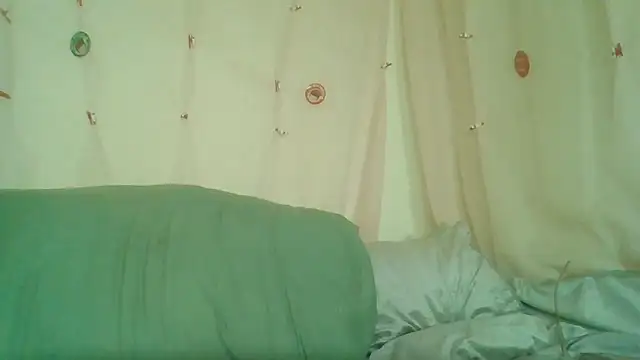 Snapshot of KASIADavis chatting on December 2025 06:05:01 PM KASIADavis online show from December 2025 06:05:01 PM