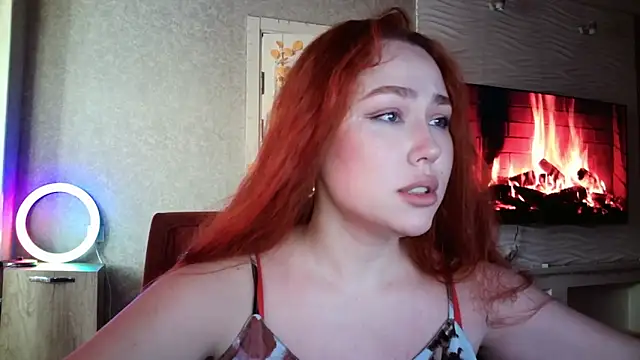 Snapshot of LolaMint_ chatting on November 2025 11:20:02 AM LolaMint online show from November 2025 11:20:02 AM