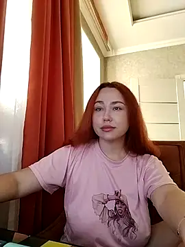 Snapshot of LolaMint_ chatting on December 2025 10:41:02 AM LolaMint online show from December 2025 10:41:02 AM