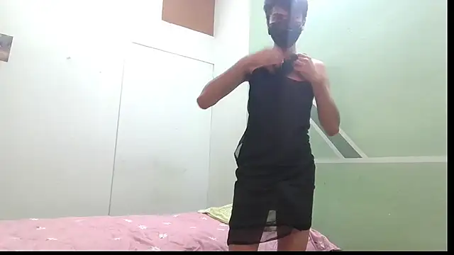 Snapshot of lil-twink19 chatting on October 2025 10:47:02 AM lil-twink19 online show from October 2025 10:47:02 AM